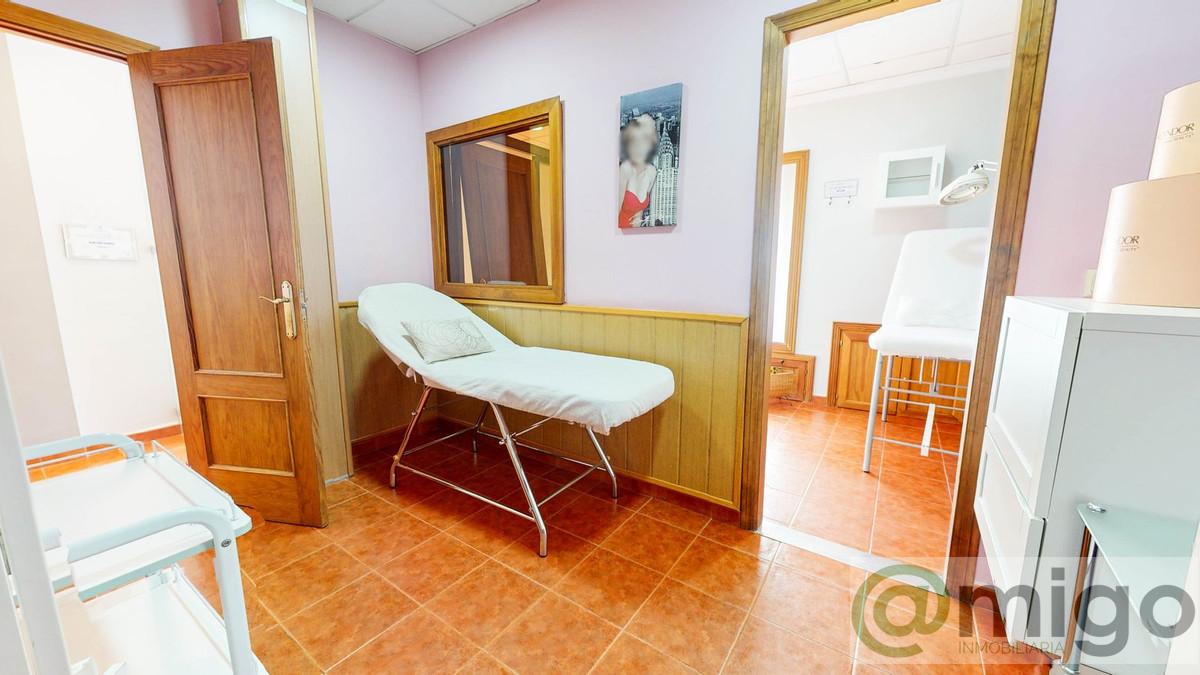 Venta de local en Marbella