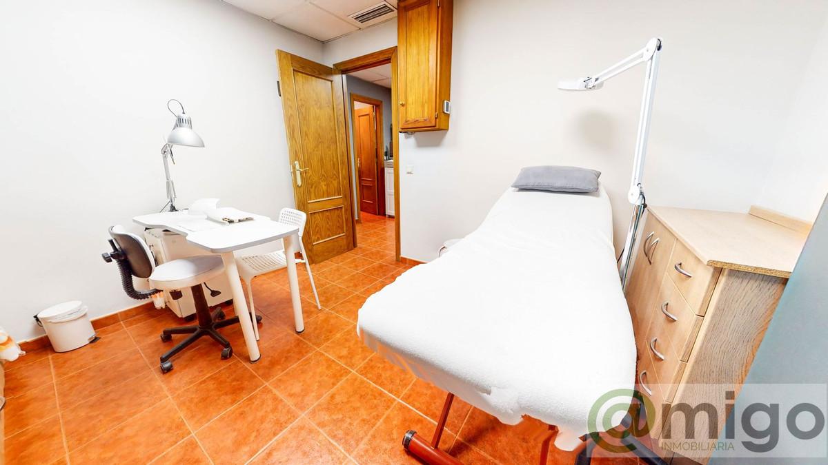 Venta de local en Marbella