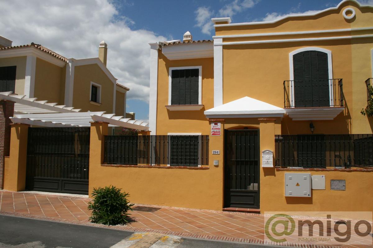 For sale of villa in Marbella