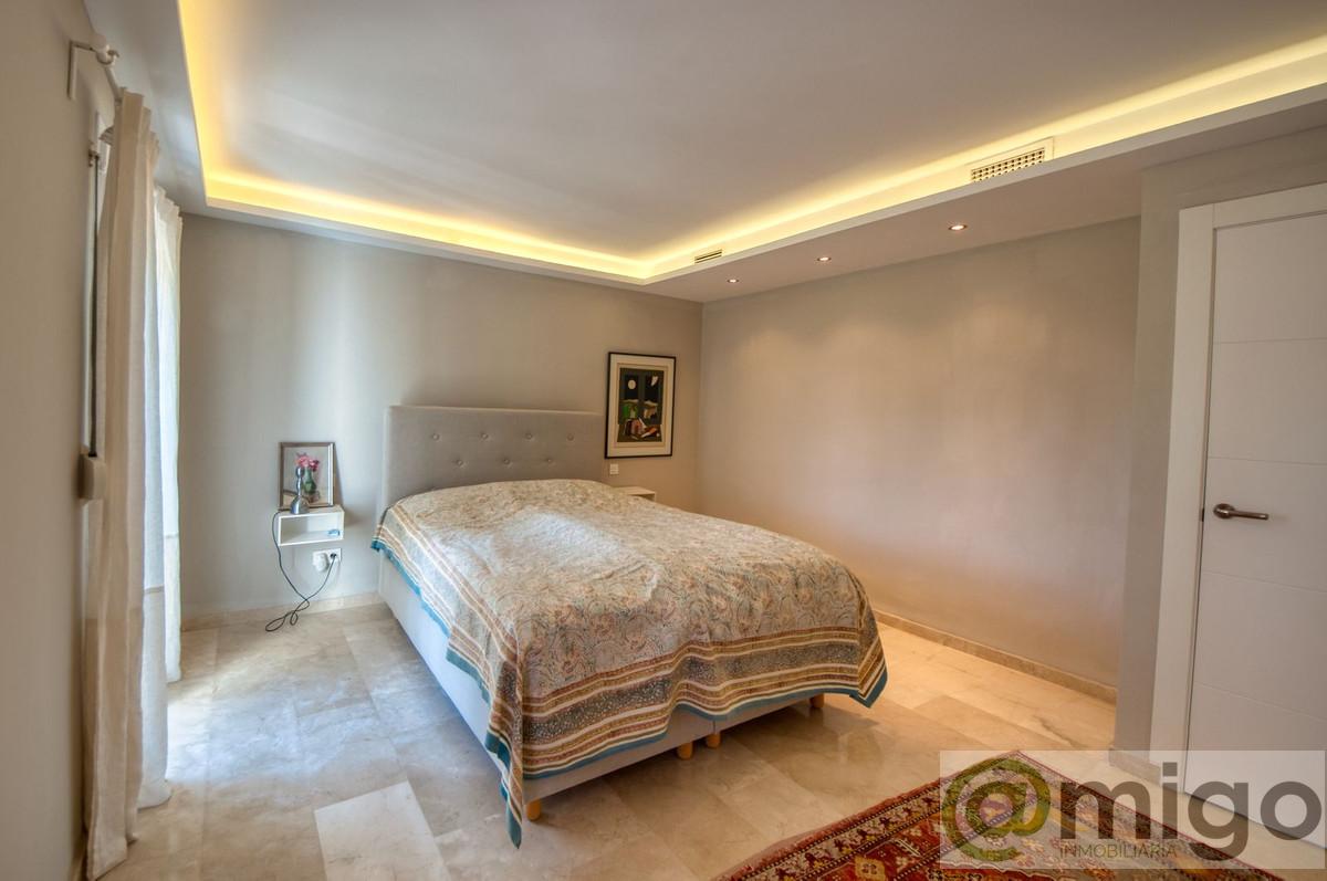 Venta de villa en Estepona