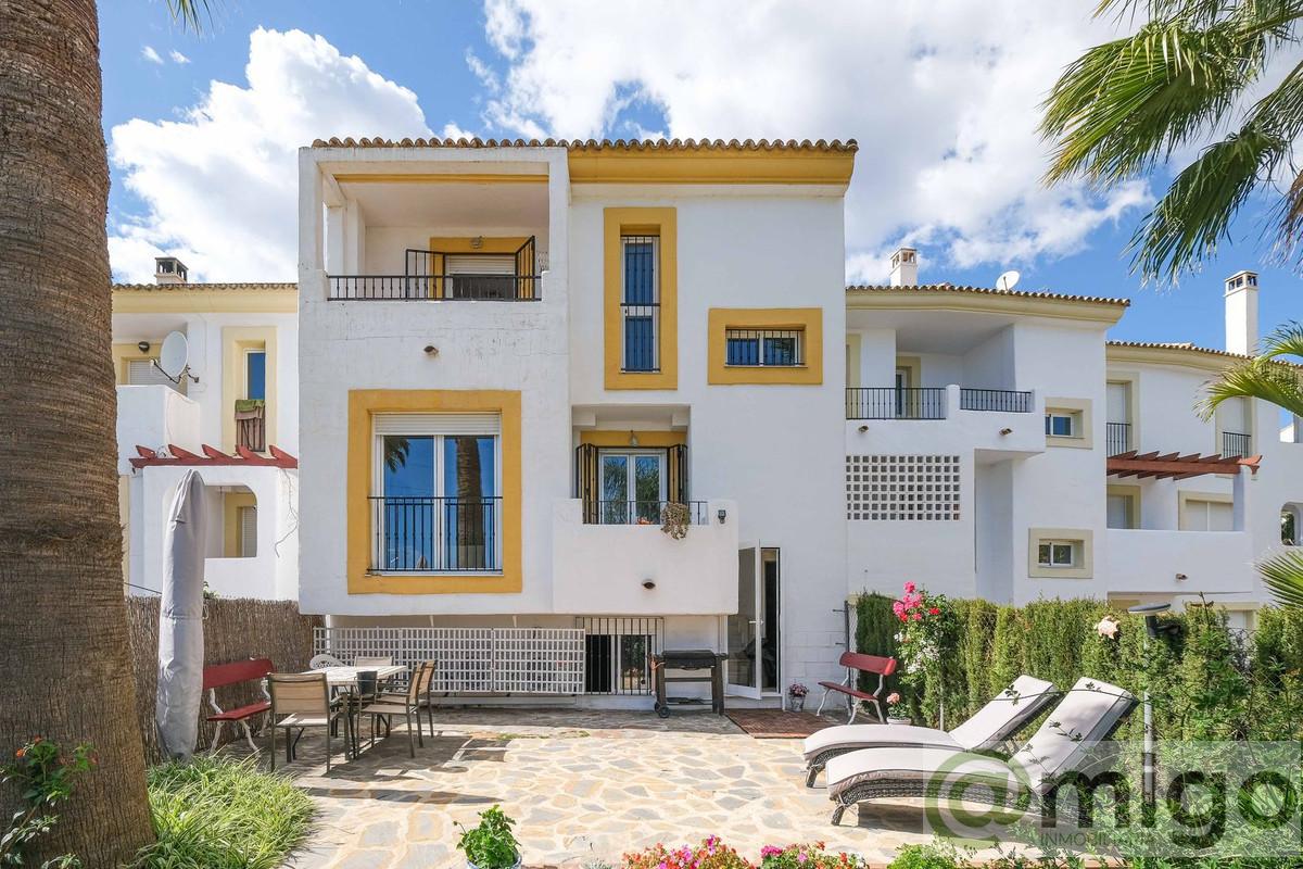 Venta de villa en Riviera del Sol
