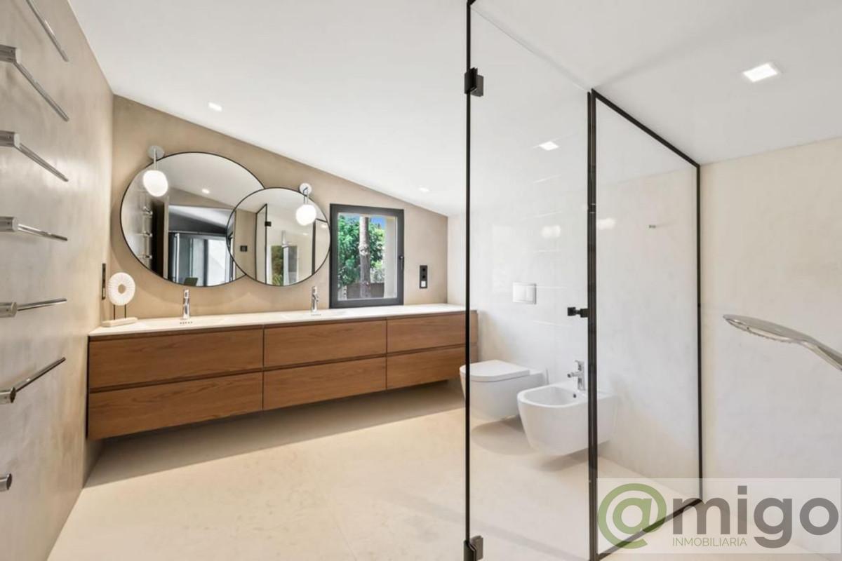 For sale of villa in Marbella