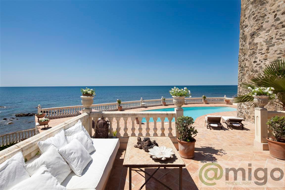 Venta de villa en Calahonda