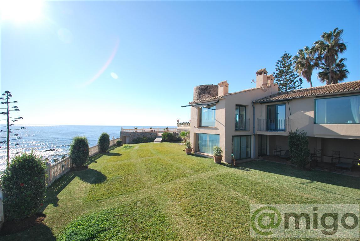 Venta de villa en Calahonda