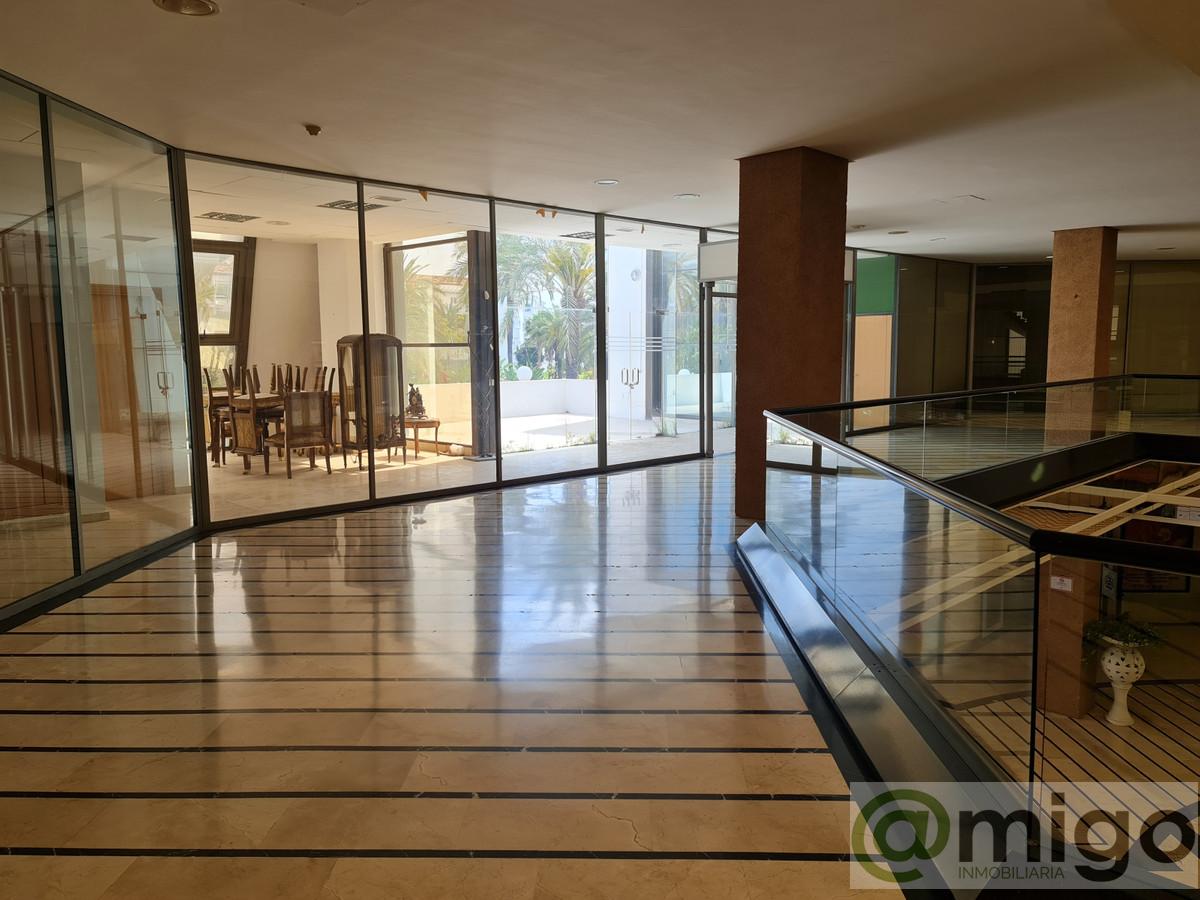 Venta de local en Marbella