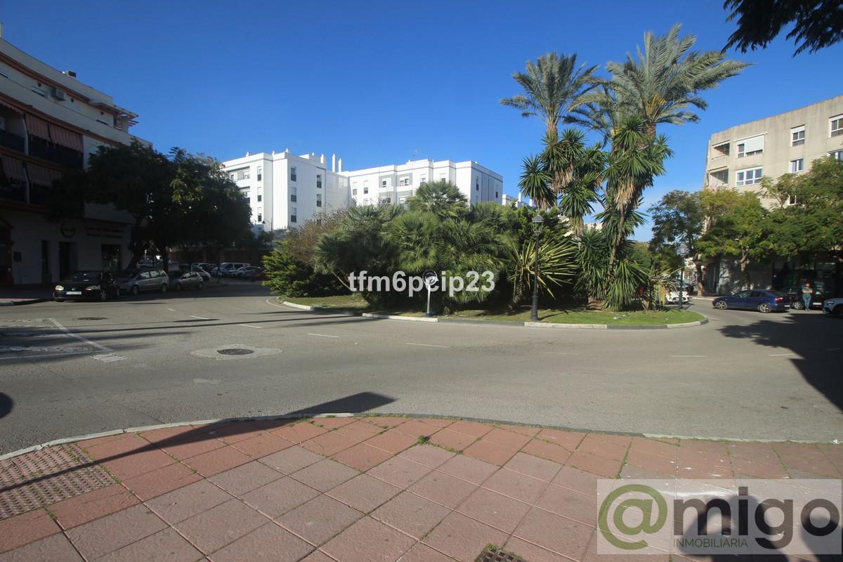 Venta de local en Estepona