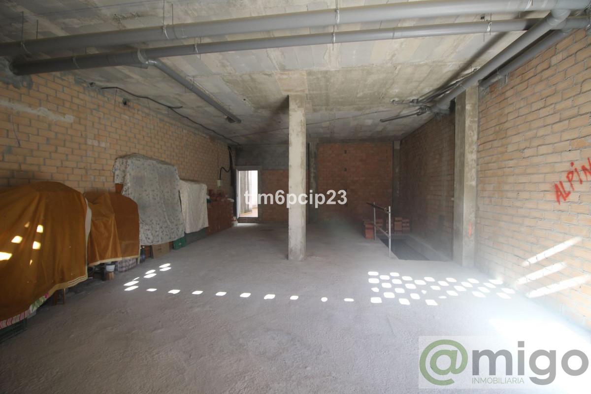 Venta de local en Estepona