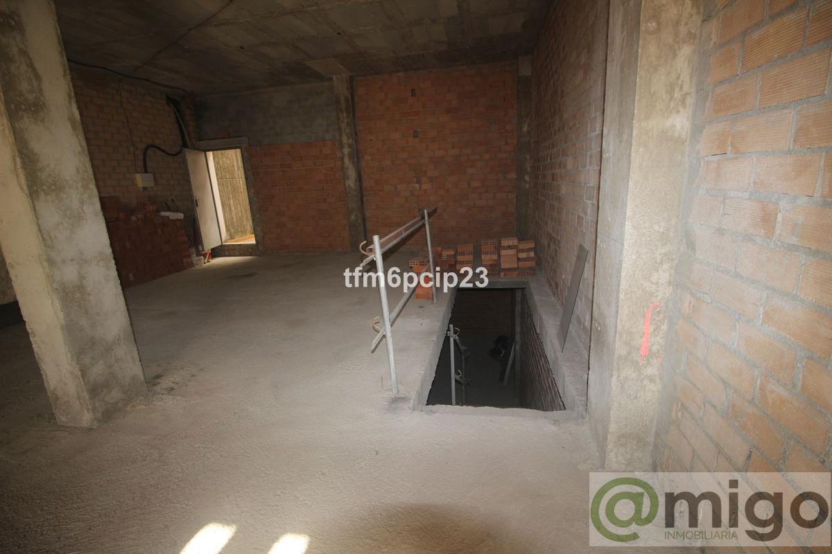 Venta de local en Estepona