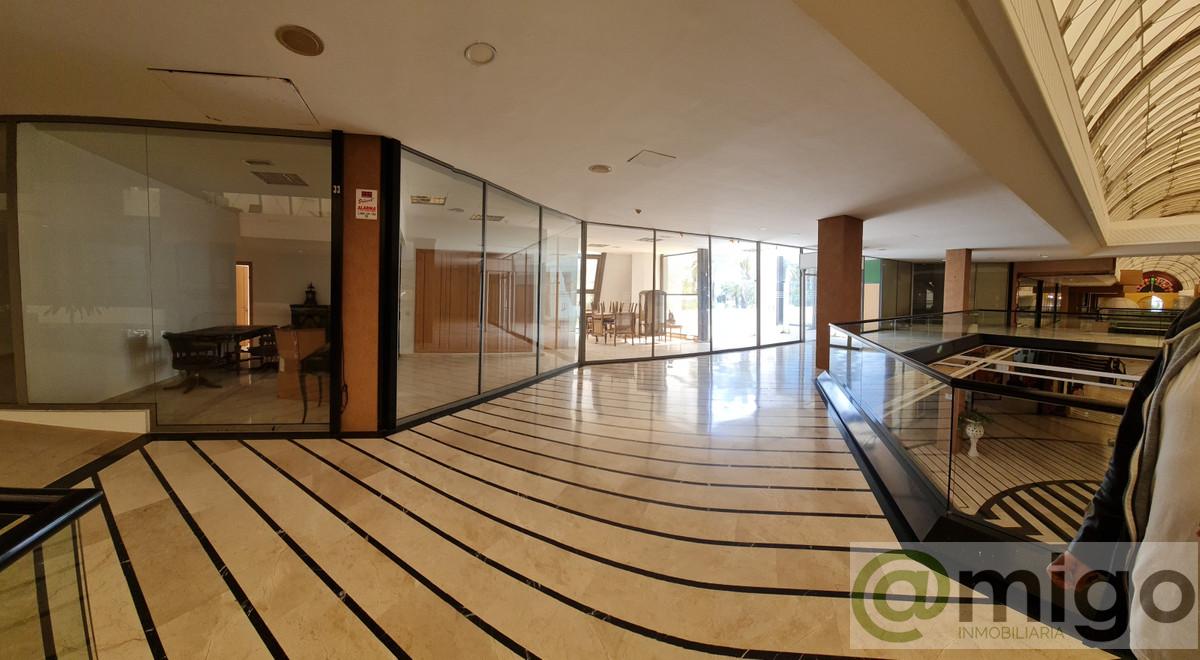 For sale of commercial in Marbella