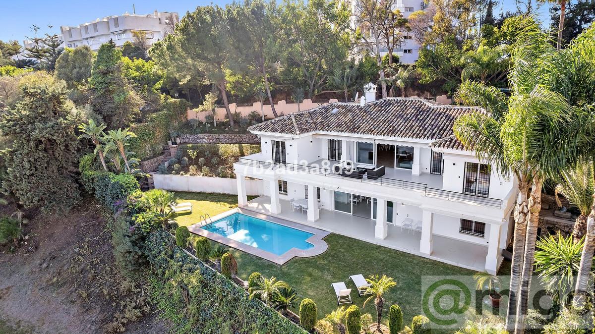 For sale of villa in Marbella