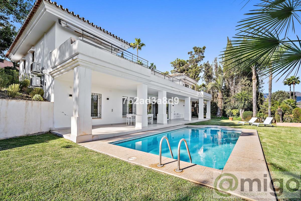For sale of villa in Marbella
