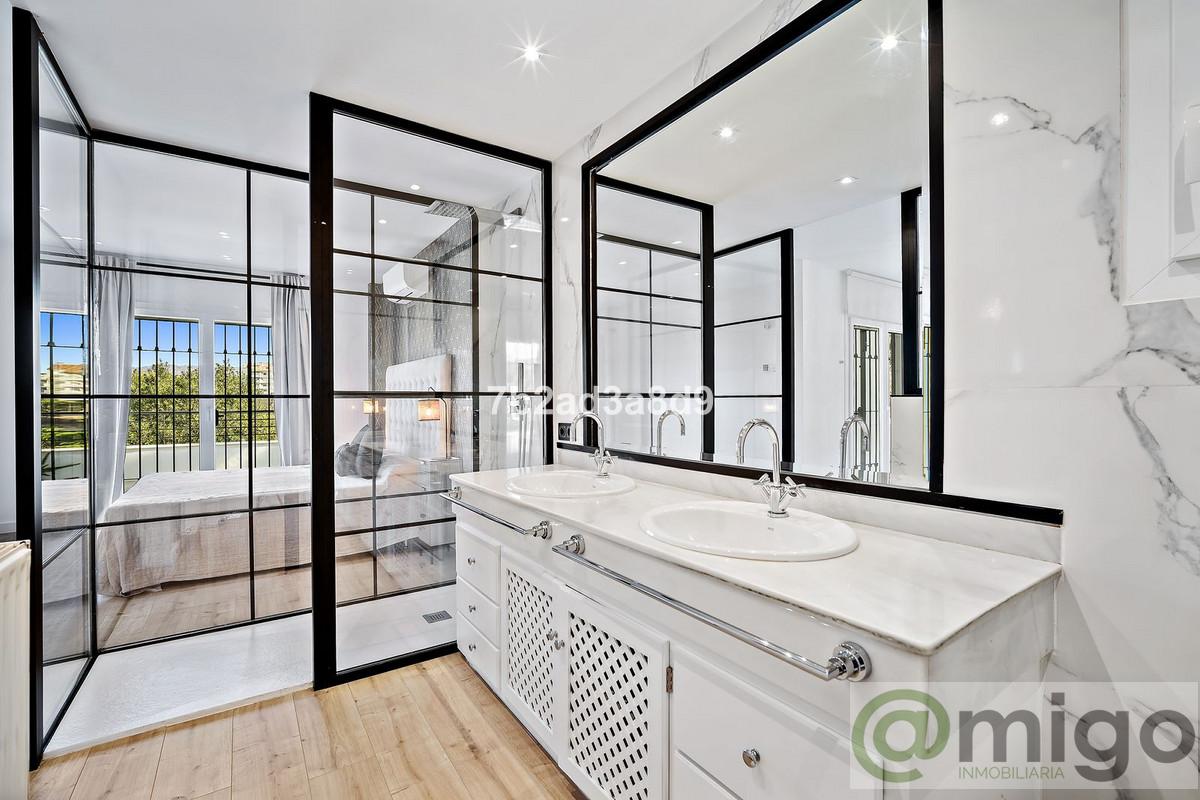 For sale of villa in Marbella