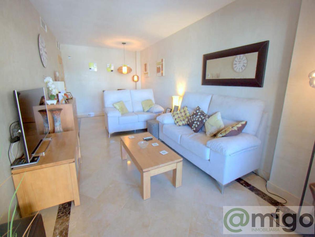 For sale of apartment in La Duquesa