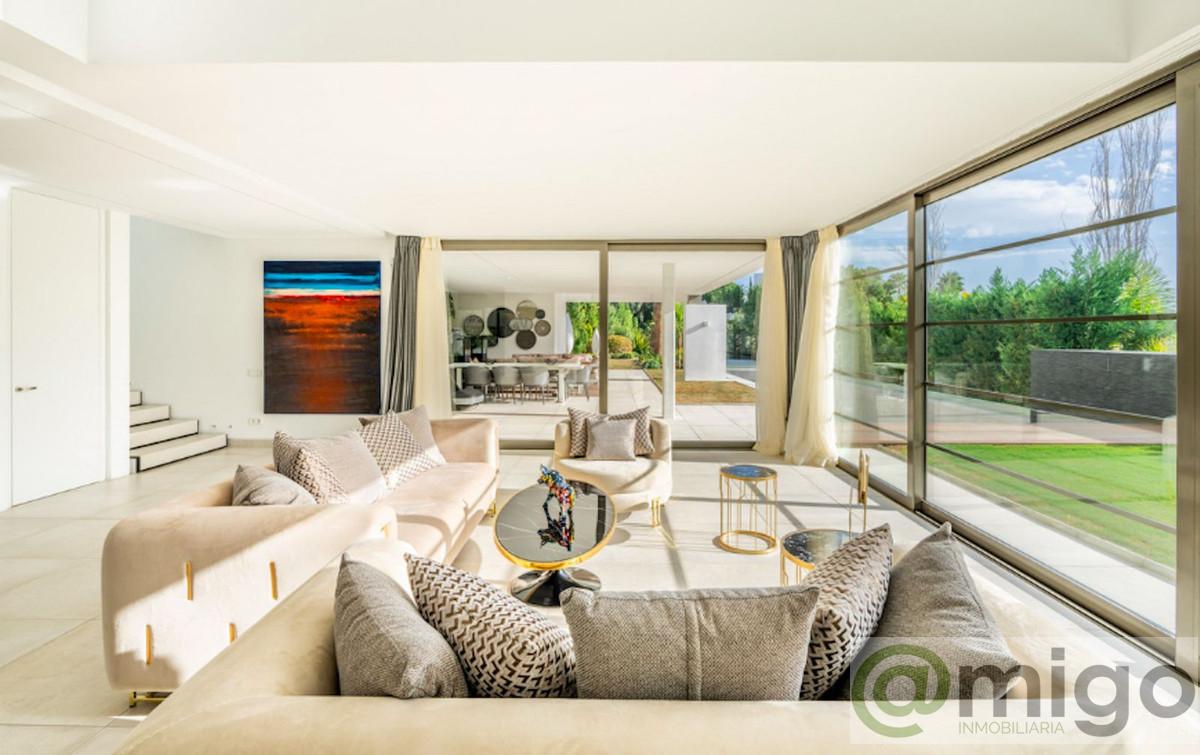 For sale of villa in Marbella