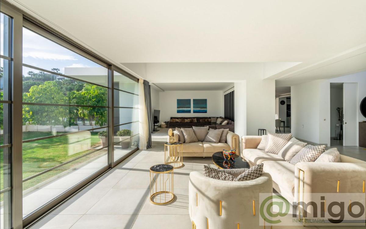 For sale of villa in Marbella