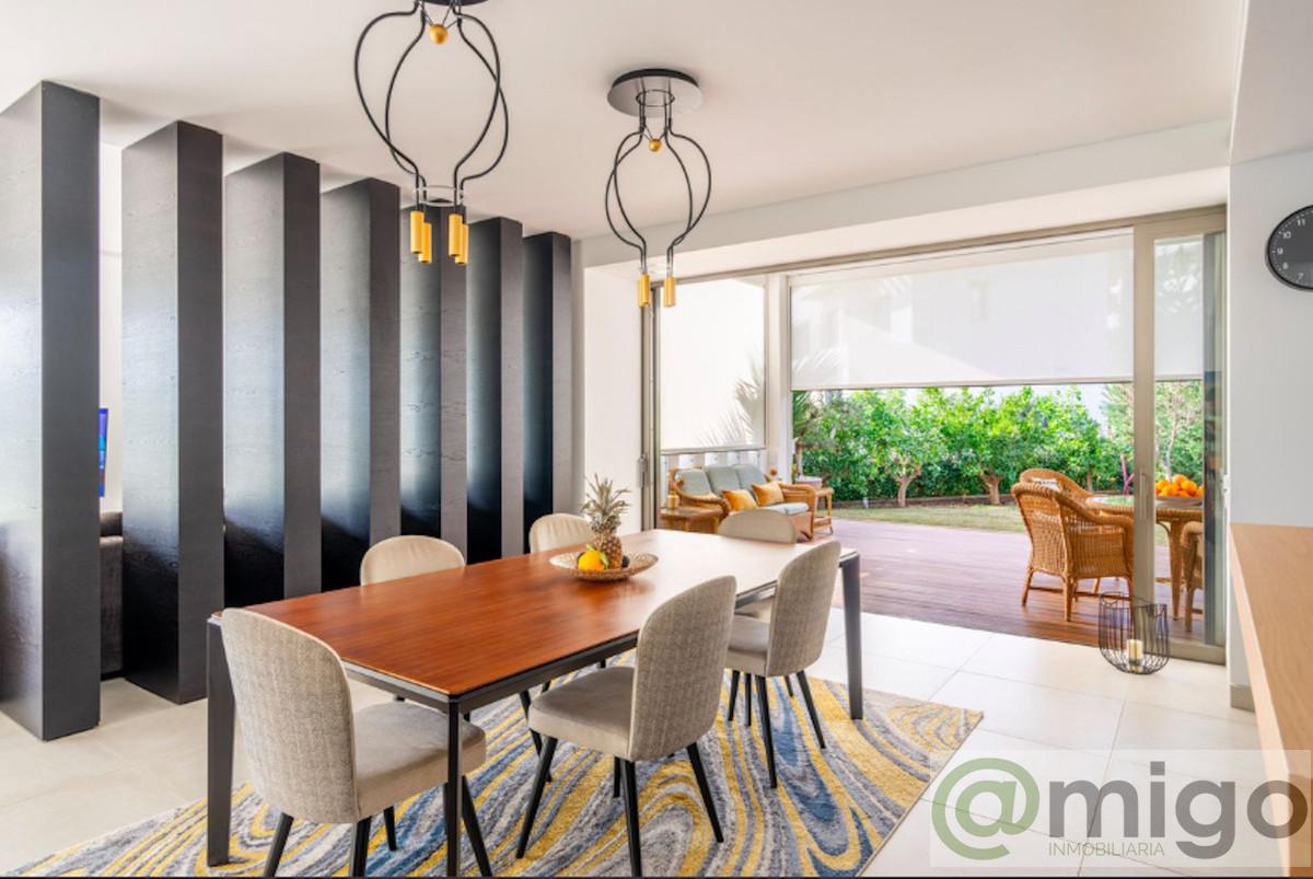 For sale of villa in Marbella