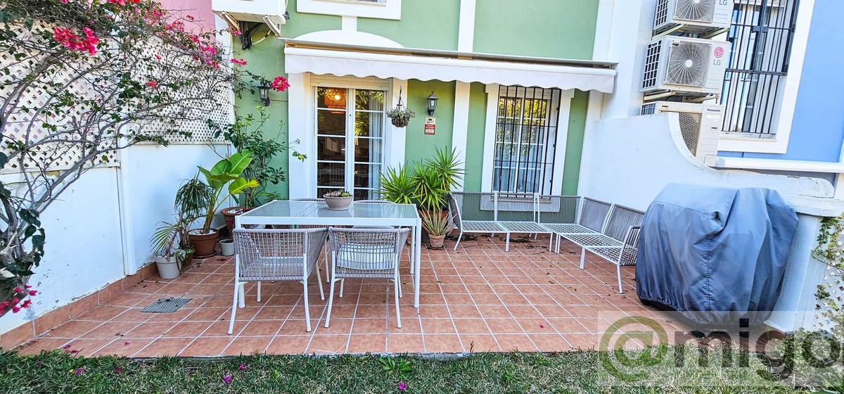 Venta de villa en Casares Playa