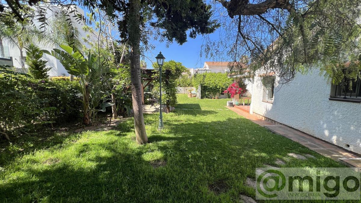 Venta de villa en Costabella