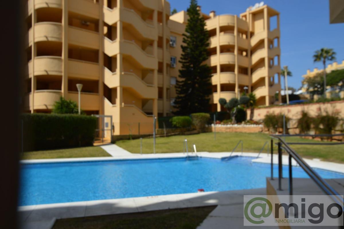 For sale of apartment in Calahonda