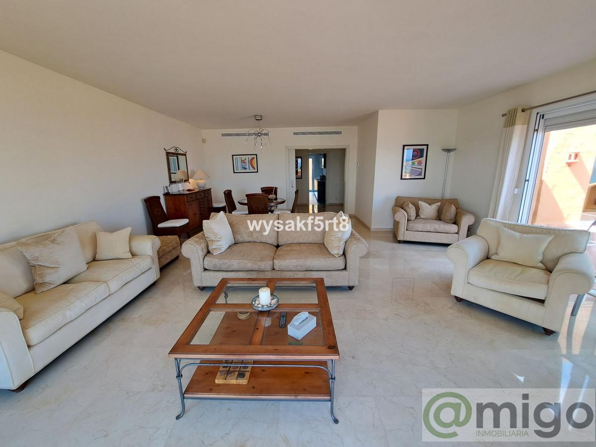 Venta de Ático en La Duquesa