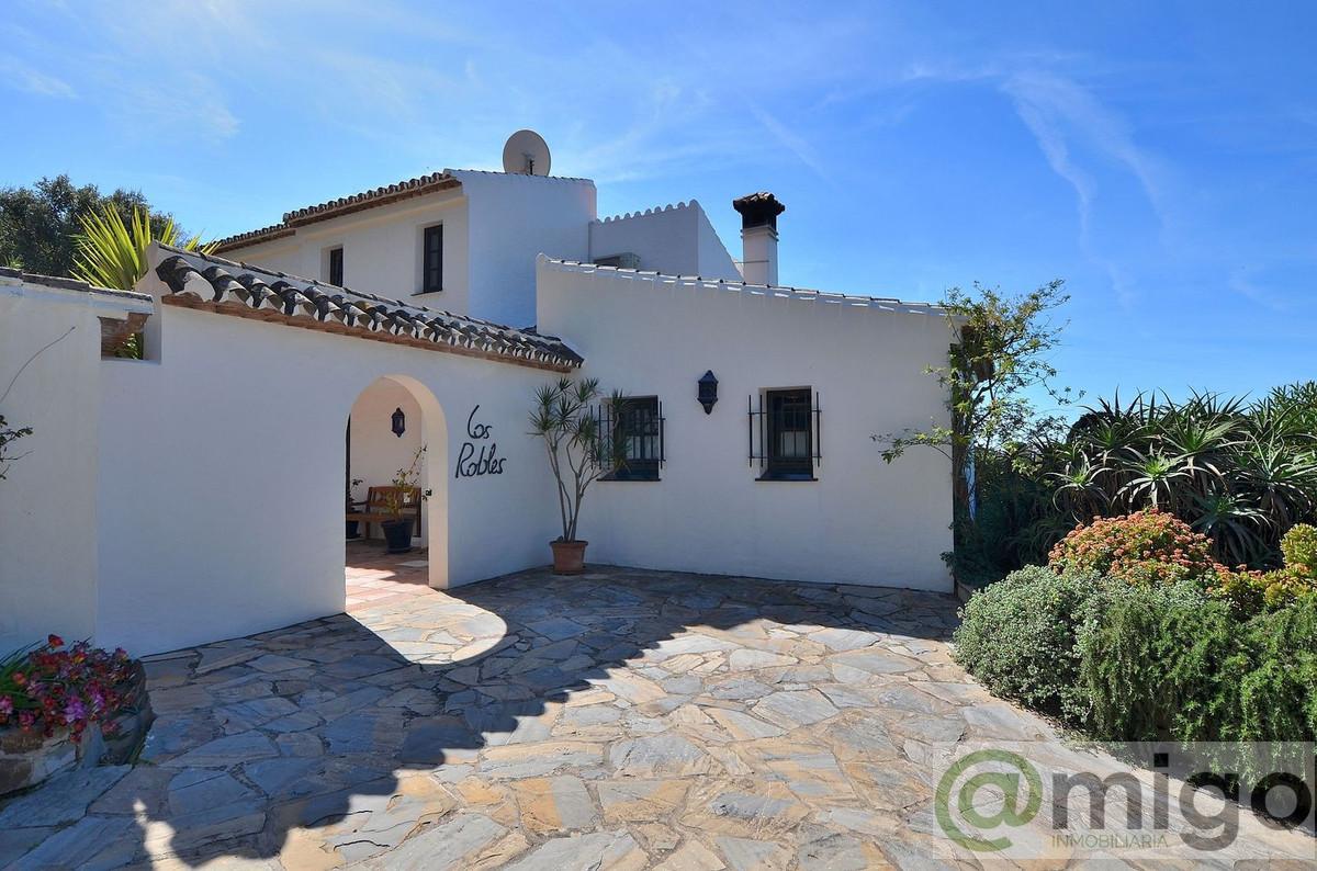 Venta de villa en Casares