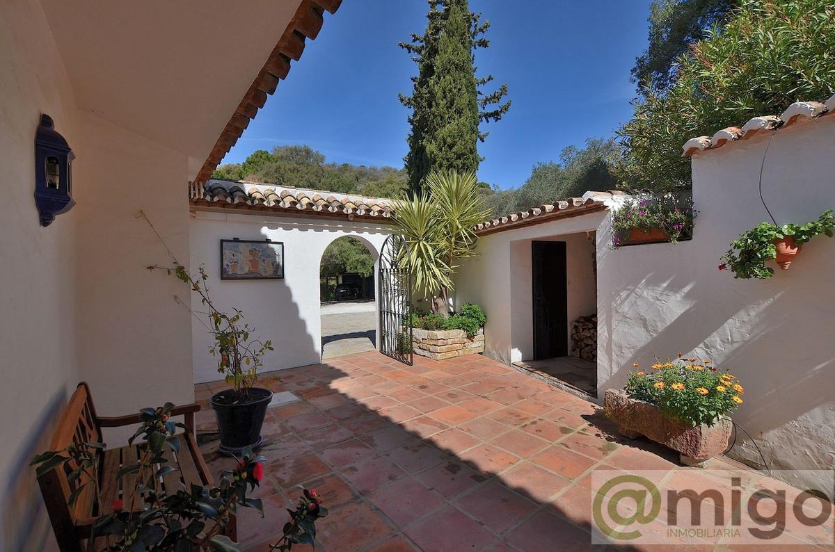 Venta de villa en Casares