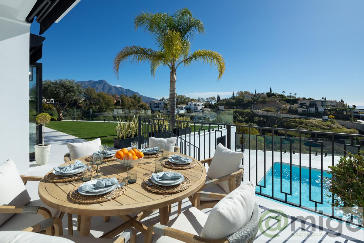 Продажа от

 Виллa на Marbella