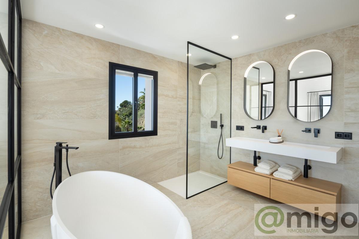 For sale of villa in Marbella