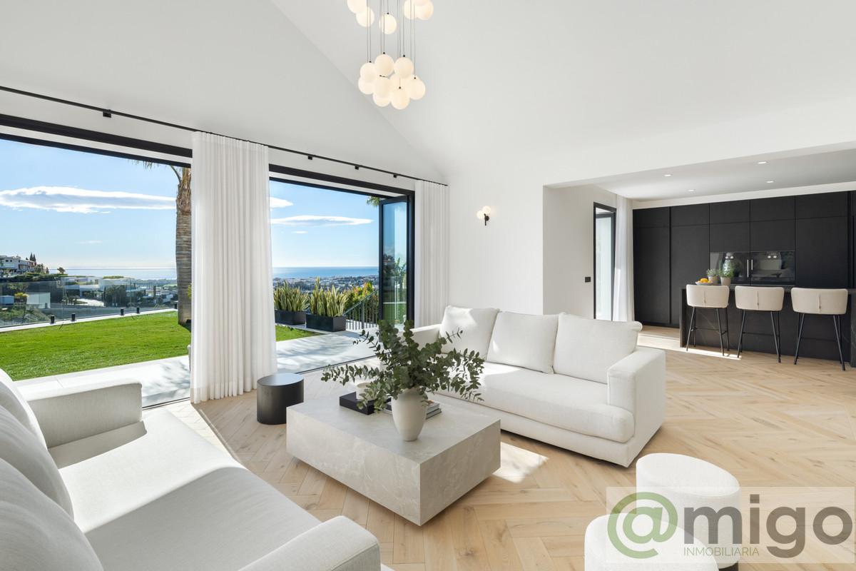 For sale of villa in Marbella
