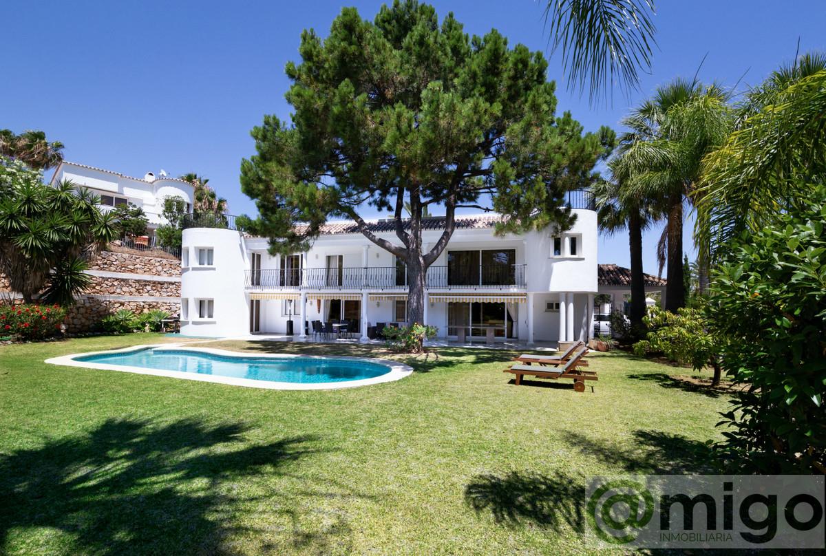 For sale of villa in Marbella
