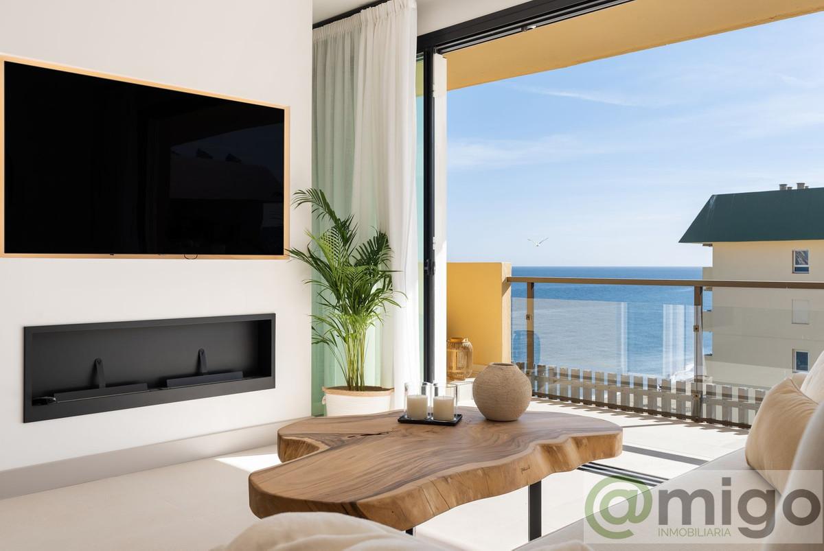 For sale of penthouse in Fuengirola