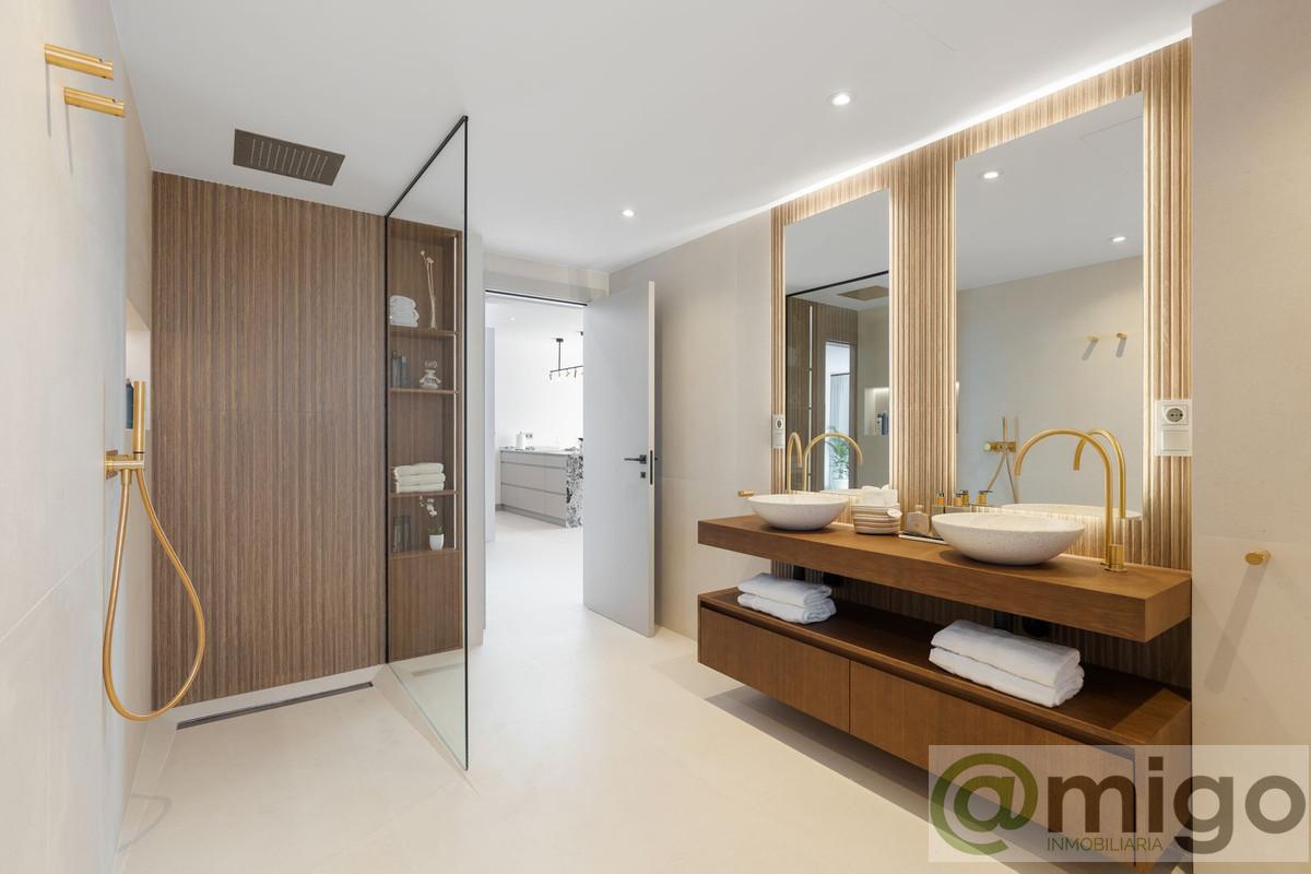 For sale of penthouse in Fuengirola