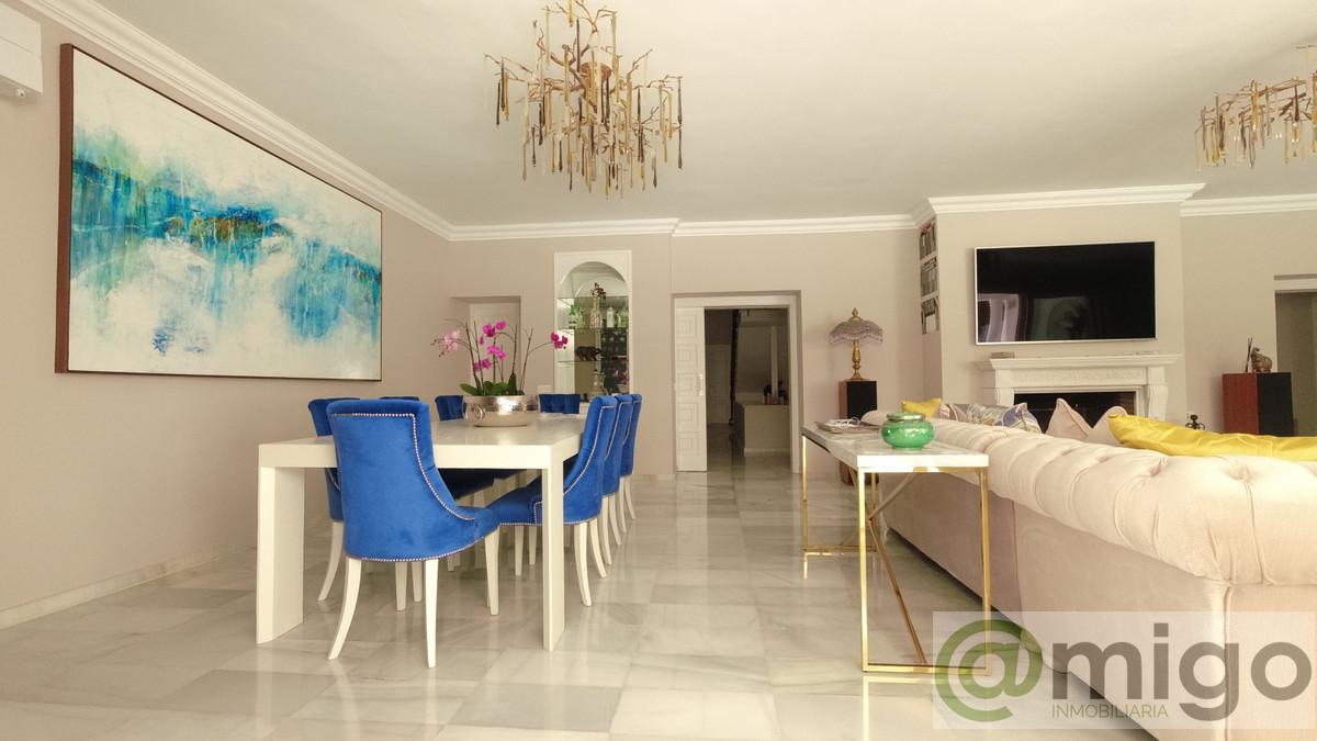 Venta de villa en El Paraiso