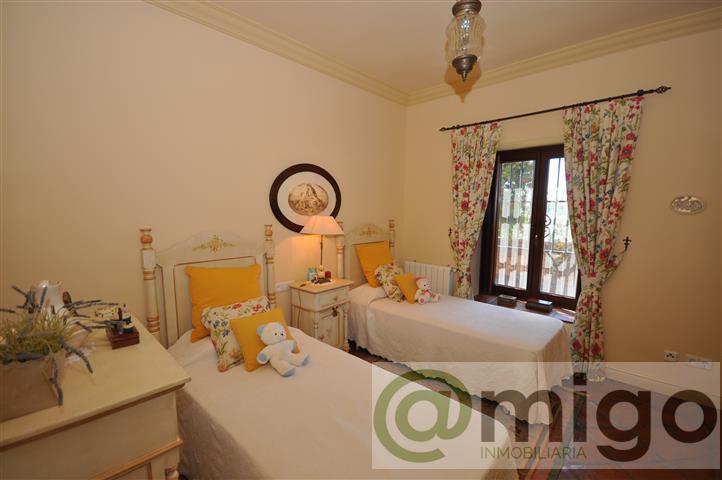 Venta de villa en La Duquesa