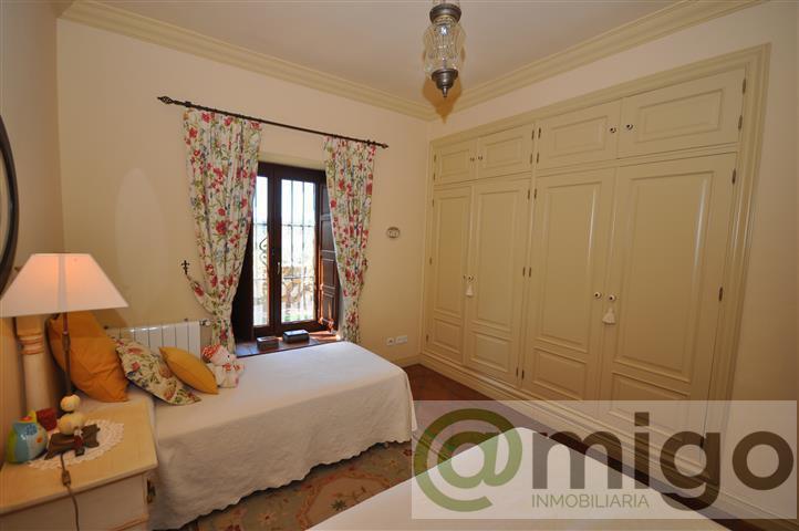 Venta de villa en La Duquesa