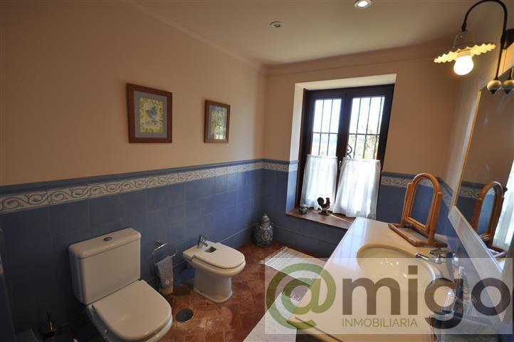Venta de villa en La Duquesa