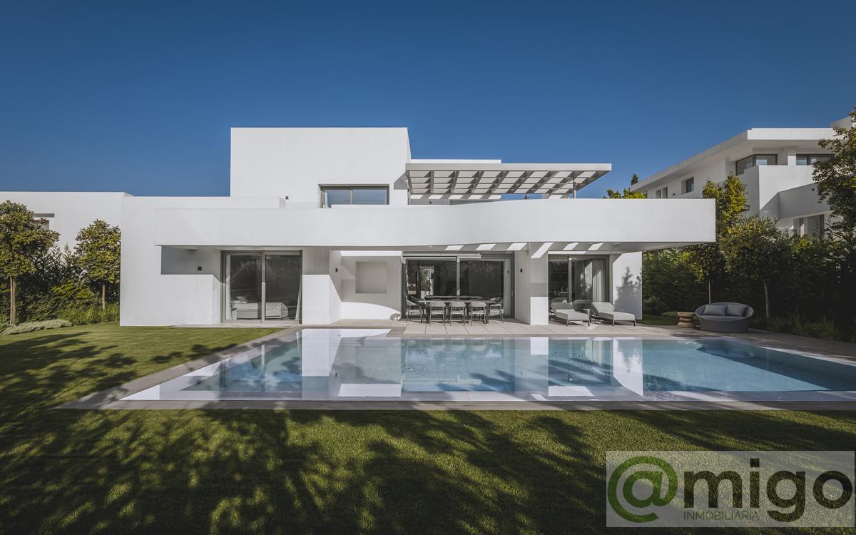 Venta de villa en El Paraiso