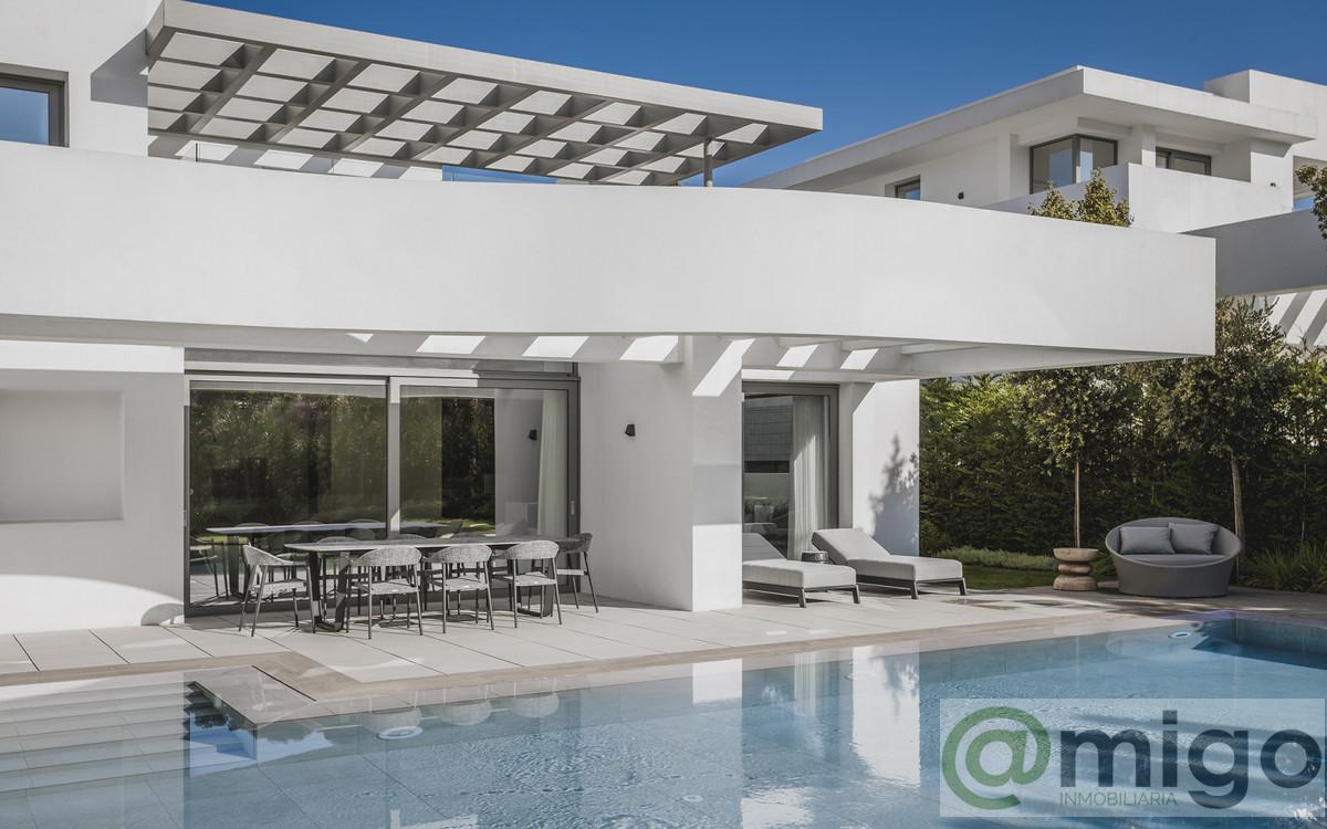 Venta de villa en El Paraiso