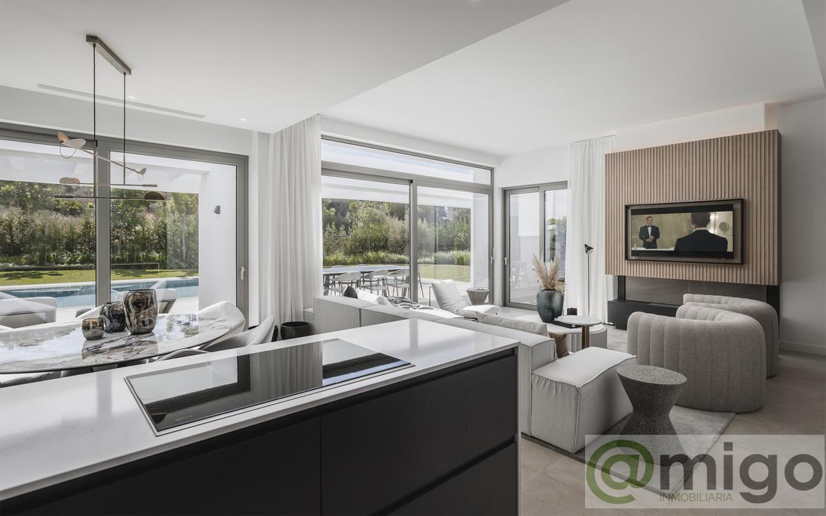 Venta de villa en El Paraiso