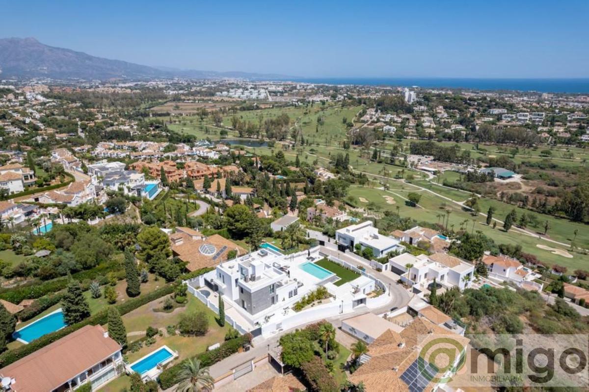 Venta de villa en El Paraiso