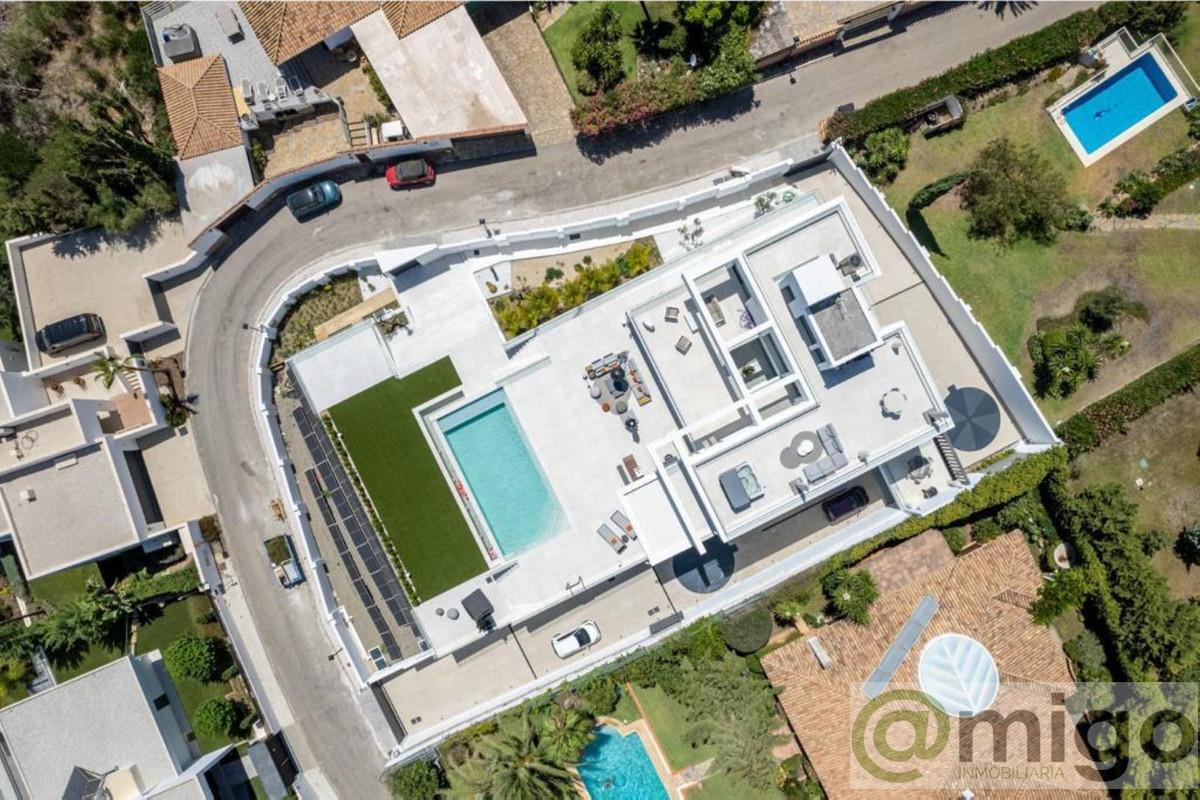 Venta de villa en El Paraiso