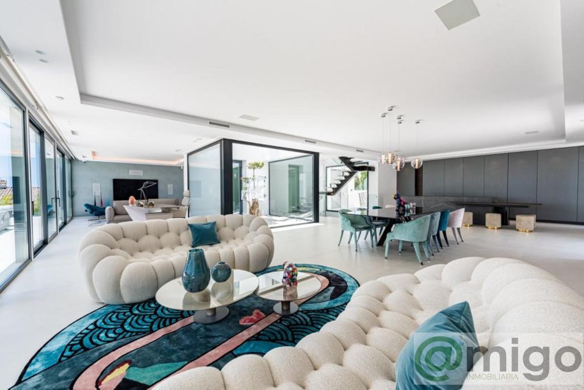 Venta de villa en El Paraiso