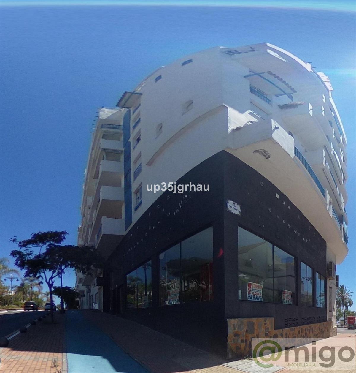 For sale of commercial in Estepona