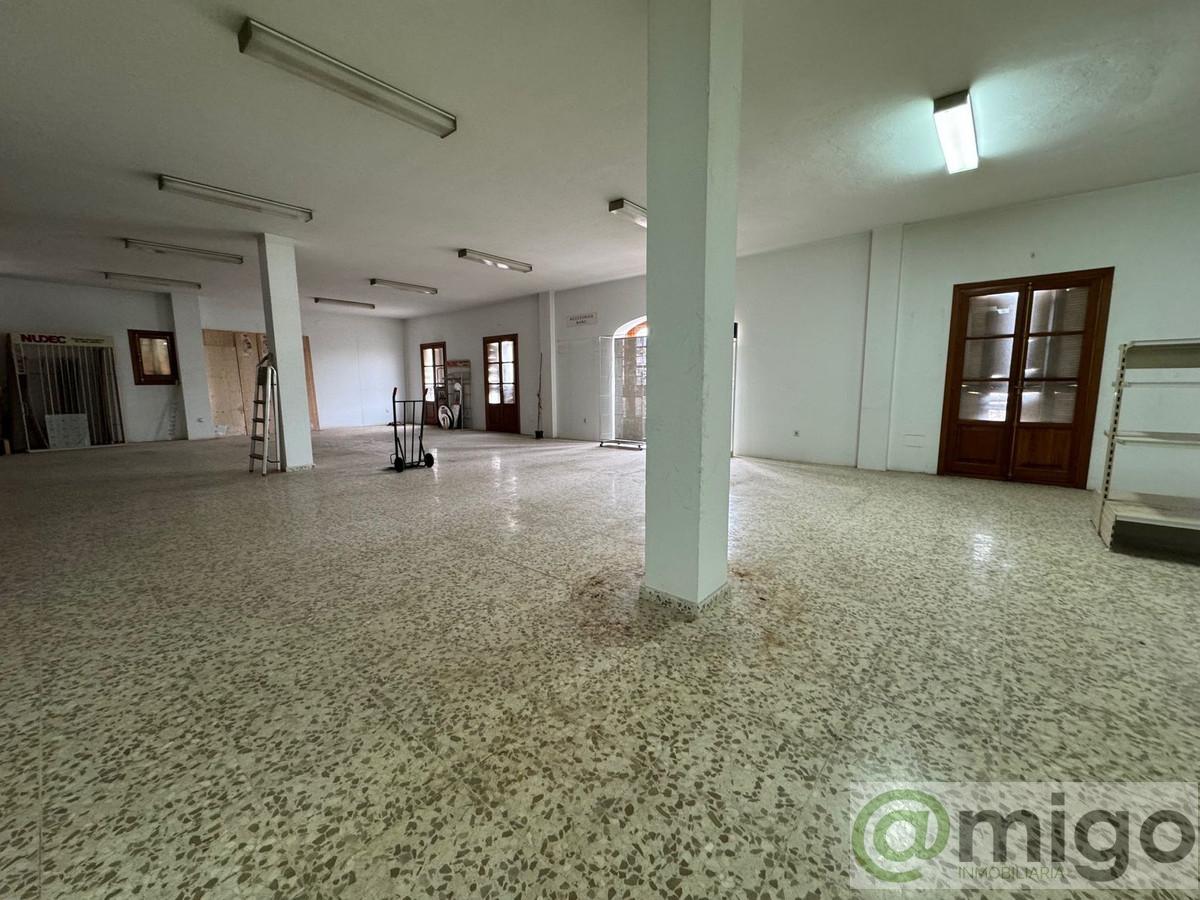 Venta de local en Estepona