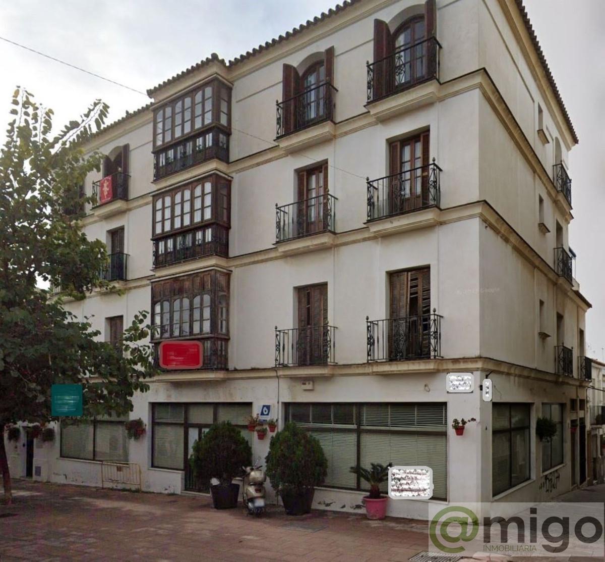 Venta de local en Estepona