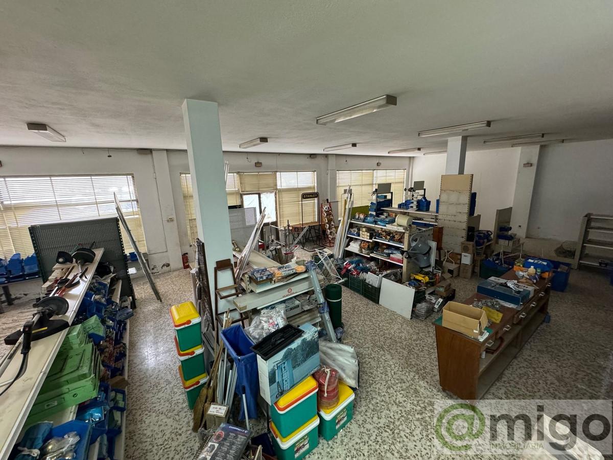 Venta de local en Estepona