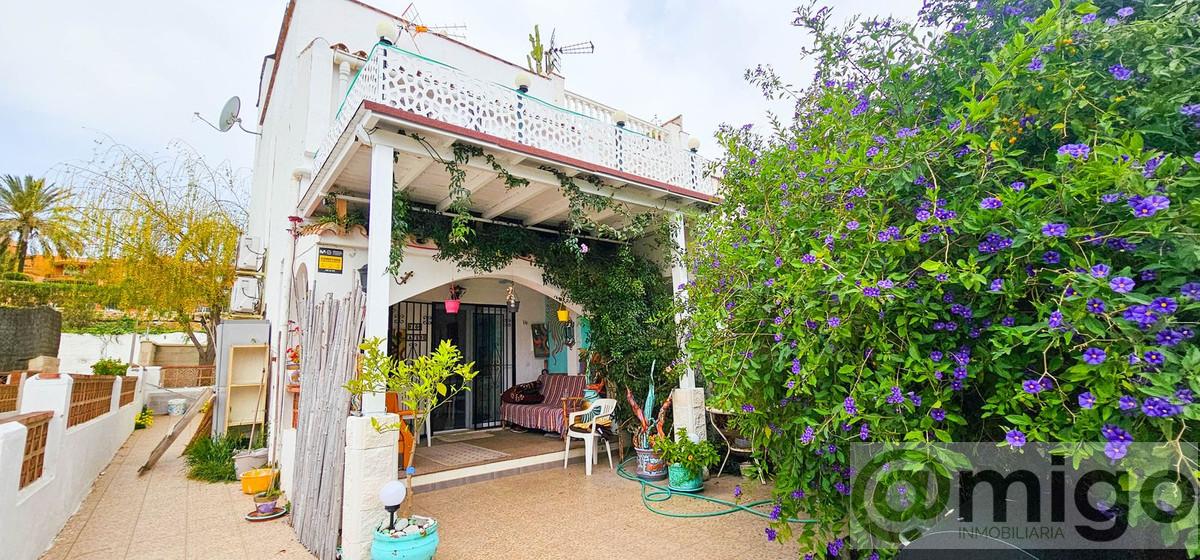 Venta de villa en La Duquesa