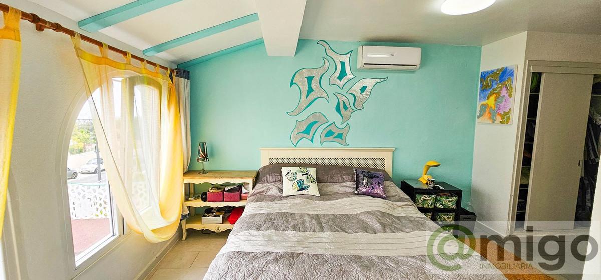 Venta de villa en La Duquesa