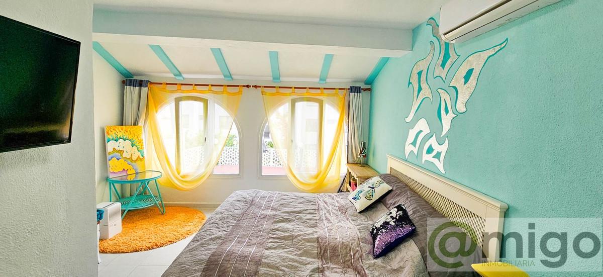 Venta de villa en La Duquesa