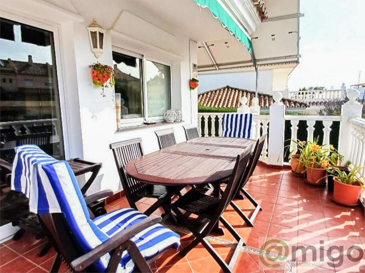 Venta de villa en Calahonda